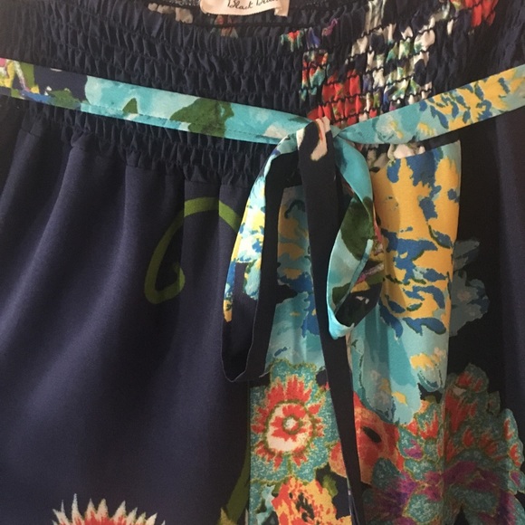 Black Bead Floral Print Wide-Leg Pant - Picture 3 of 3